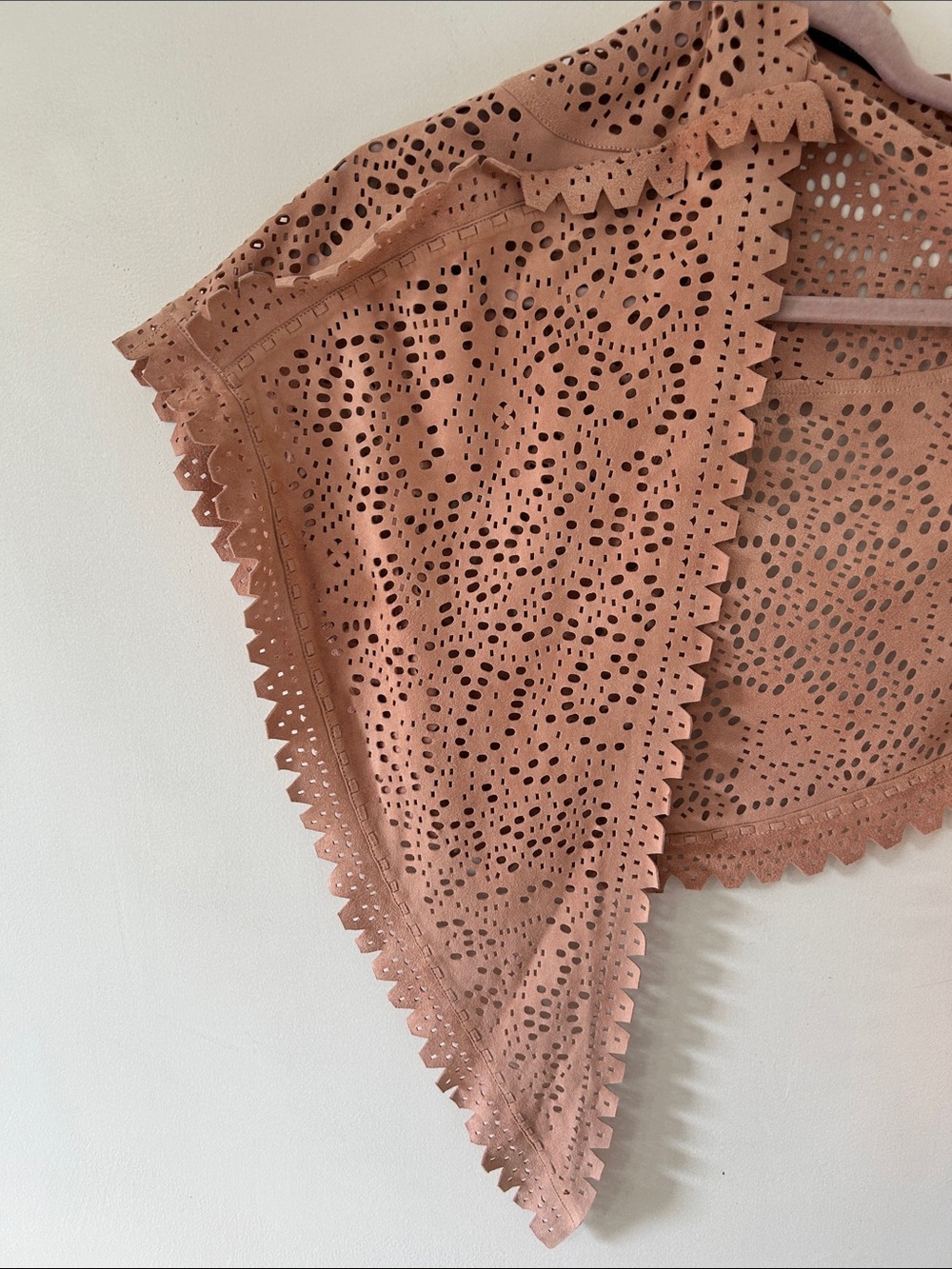 Kerry Grima Dusty Rose Laser-Cut Suede? Western Bohemian Festival Shawl Wrap - Picture 9 of 16